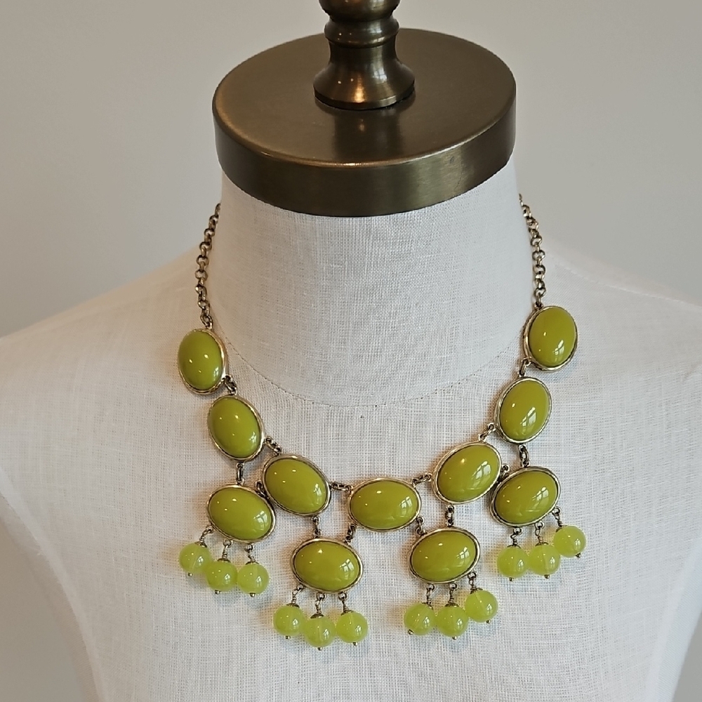 Banana Republic, Trina Turk Elegant Green Statement Necklace